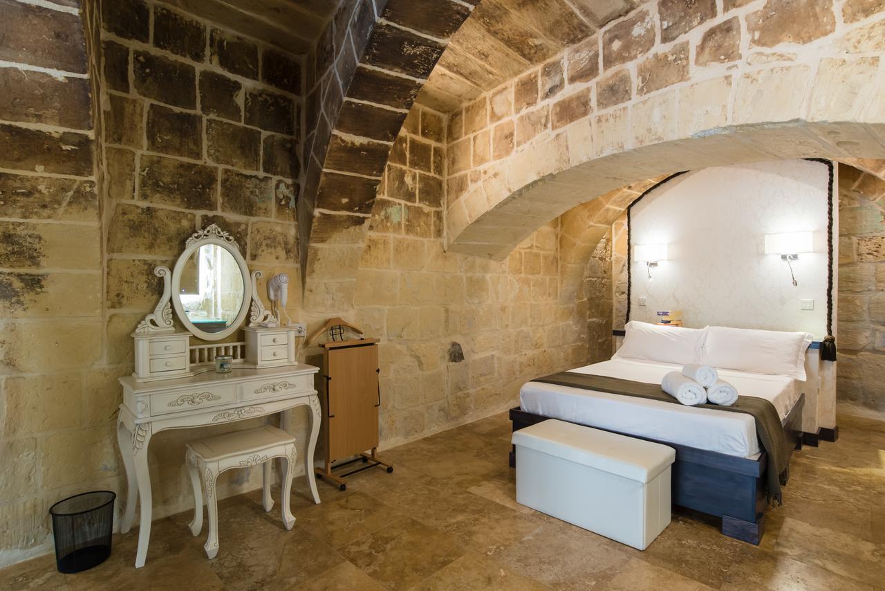 1 Bedroom Heritage Apartment Валетта Экстерьер фото